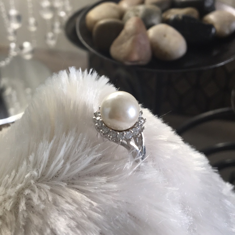 Silver Pearl Diamond Ring 💍